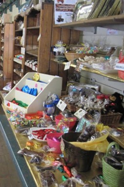 8bddb-harlenc2bchocolates2bdisplay