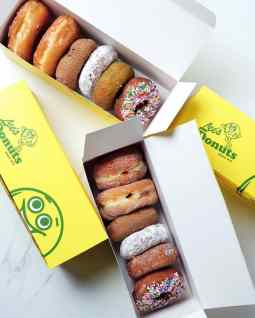 Lees Donuts